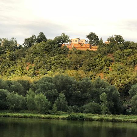 Chatka - C - Vyhlidka Nad Rekou Zdiby Exterior photo